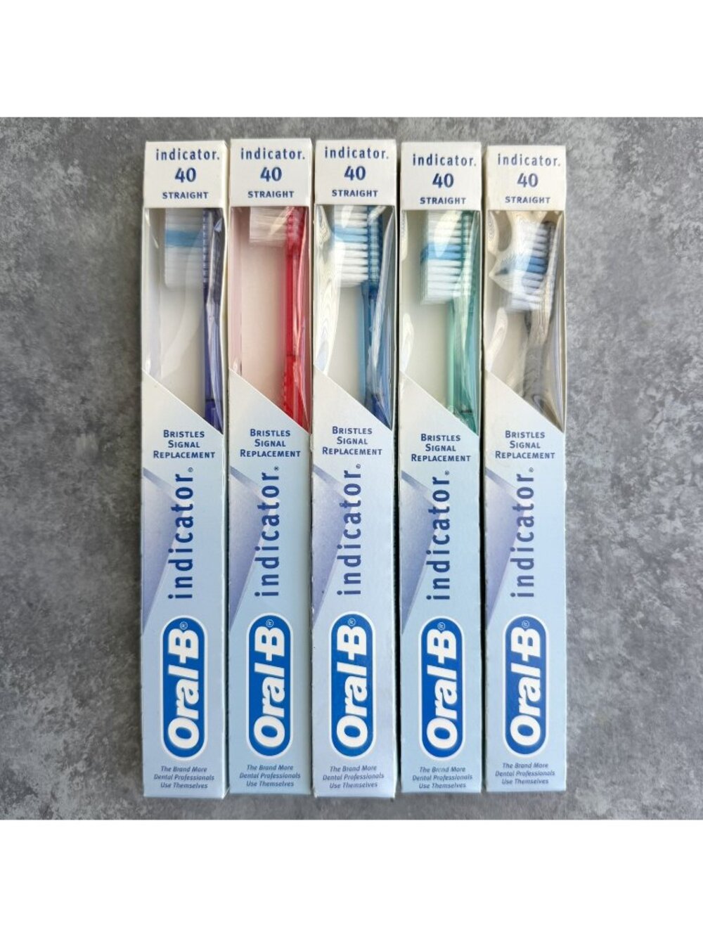 Lot Of 5 Oral B Indicator 40 Soft Straight Toothbrush Made in USA 1996 NEW